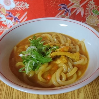 「すりおろし野菜」のカレーうどん